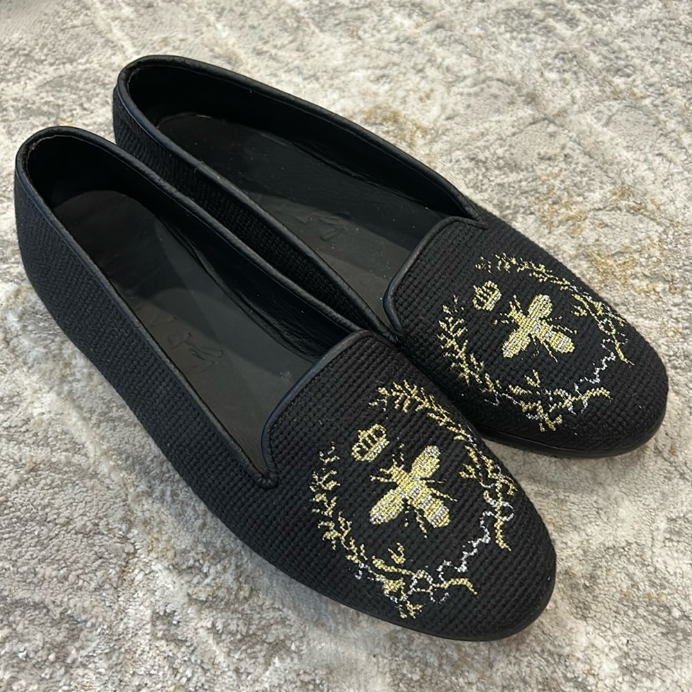 BYPAIGE NEEDLEPOINT BUMBLE BEE LOAFERS